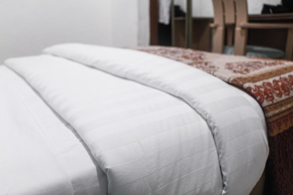 Hill View Hotel West Airport Άκρα Εξωτερικό φωτογραφία